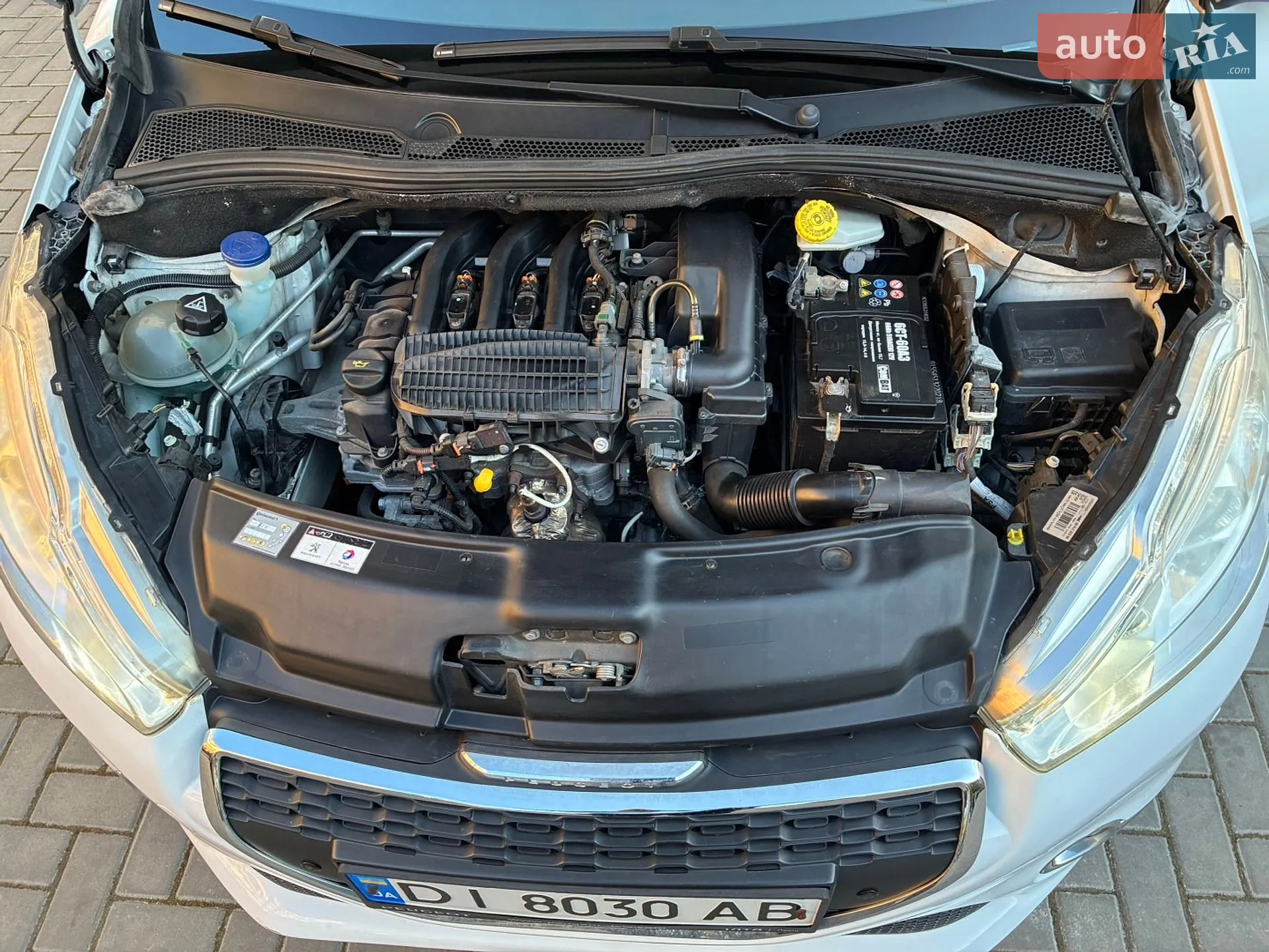 2013 Peugeot 208 - мініатюра 9