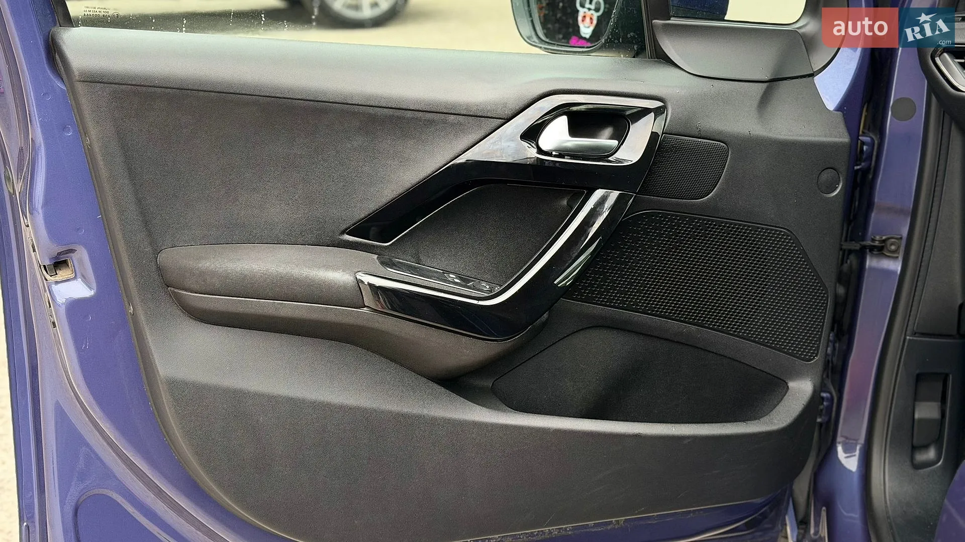 2015 Peugeot 208 - мініатюра 12
