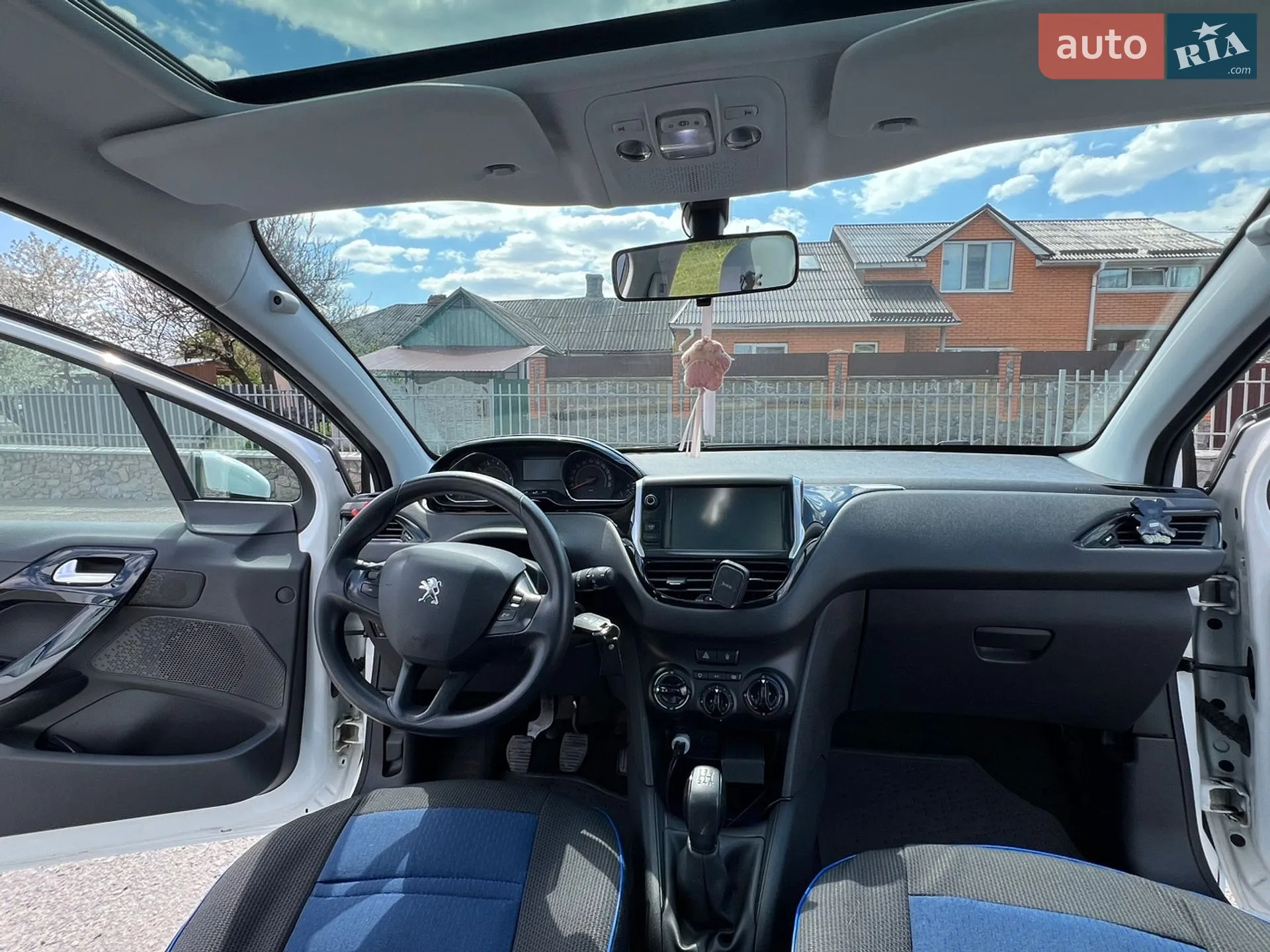 2013 Peugeot 208 - мініатюра 13