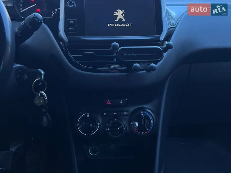 Peugeot 208 2016 VIN VF3CCHMZ0GT088931 фото оголошення 11 з 50