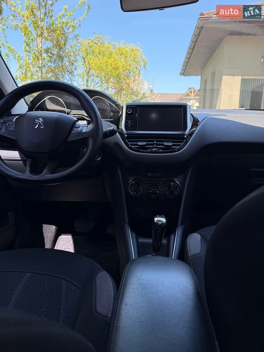 2014 Peugeot 208 - мініатюра 18