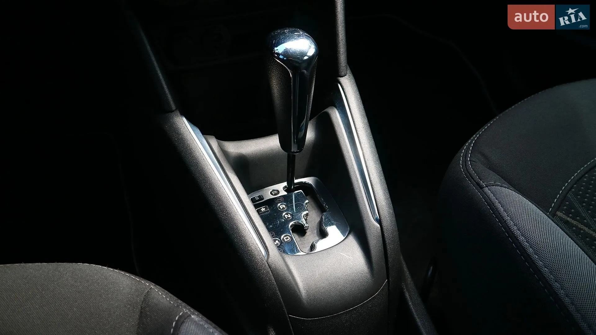 2013 Peugeot 208 - мініатюра 23