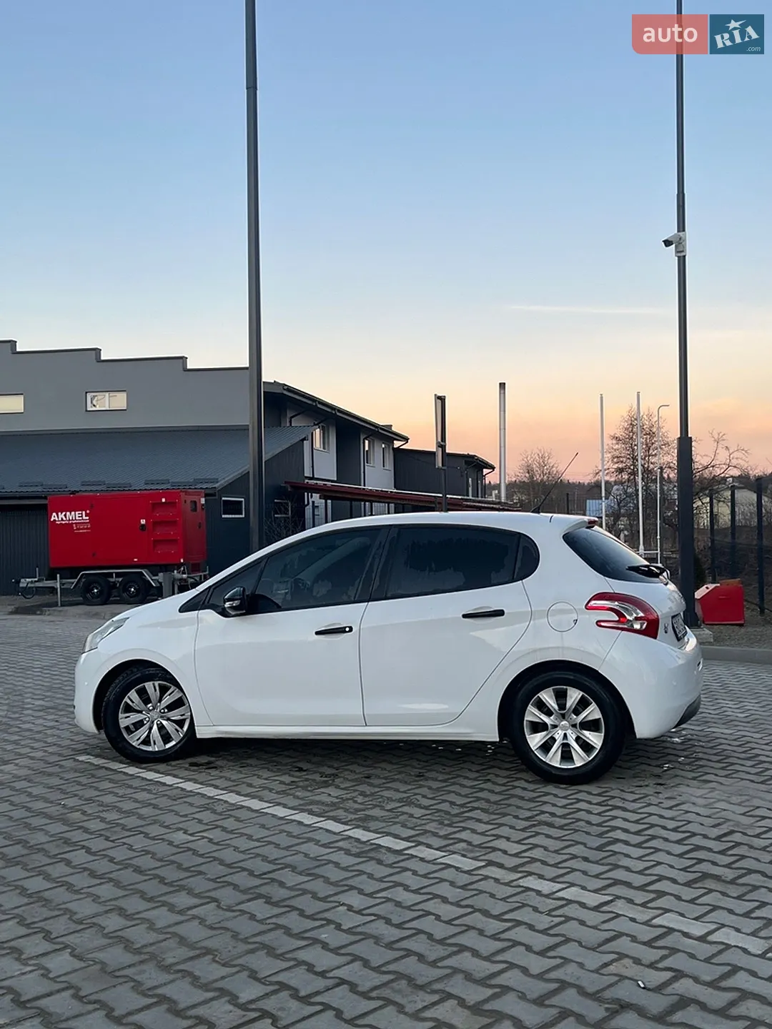 2013 Peugeot 208 - мініатюра 4