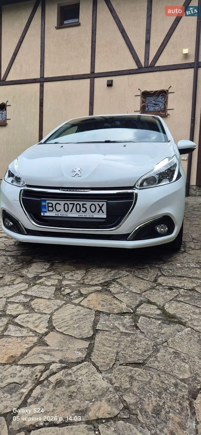 2019 Peugeot 208 - фото 1