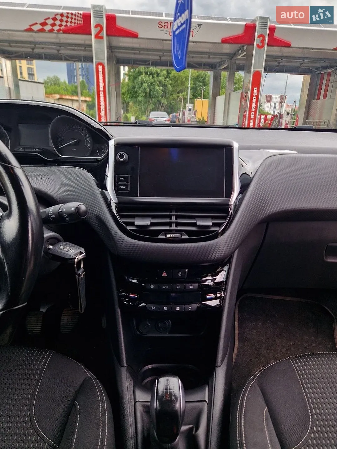 2016 Peugeot 208 - мініатюра 11