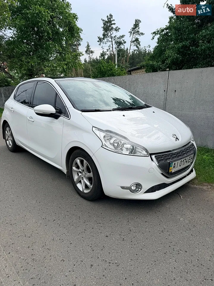 2013 Peugeot 208 - мініатюра 16