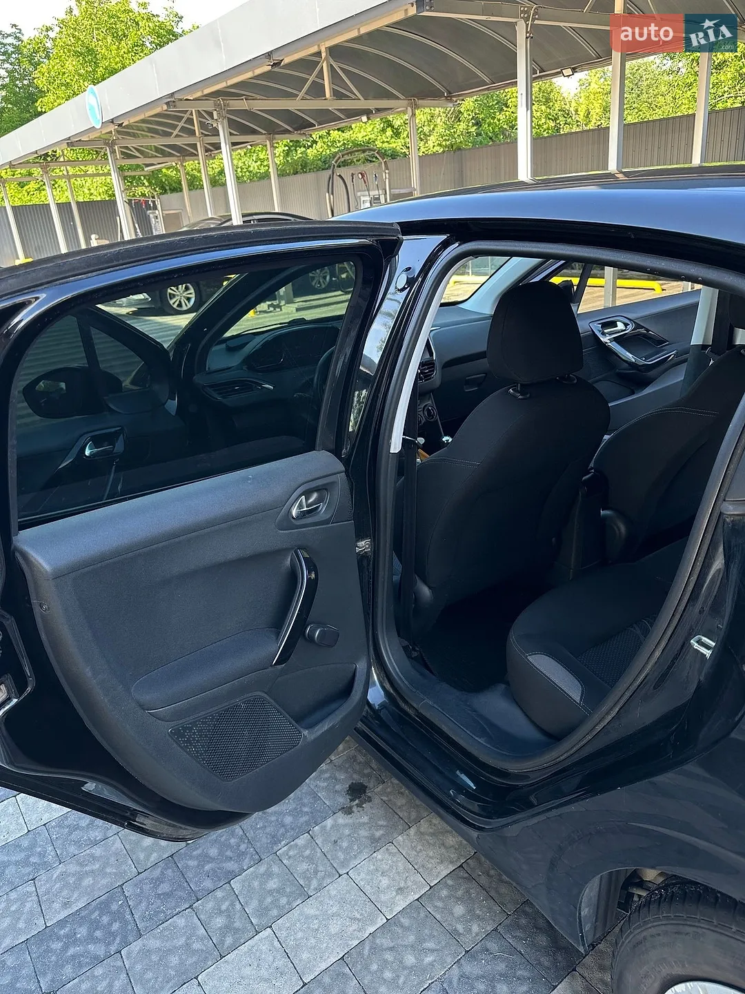 2014 Peugeot 208 - мініатюра 24