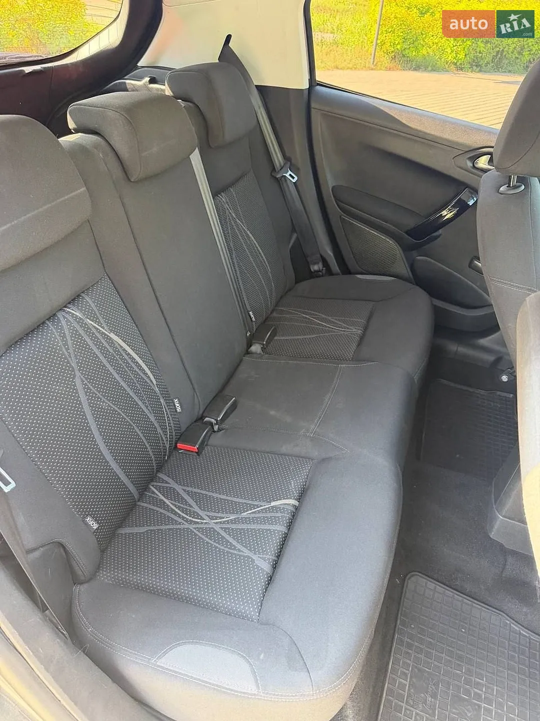2012 Peugeot 208 - мініатюра 12
