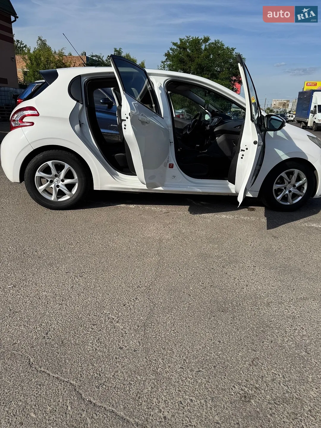 2012 Peugeot 208 - мініатюра 14
