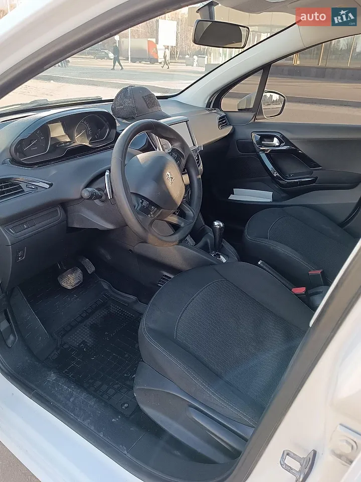 2016 Peugeot 208 - мініатюра 30