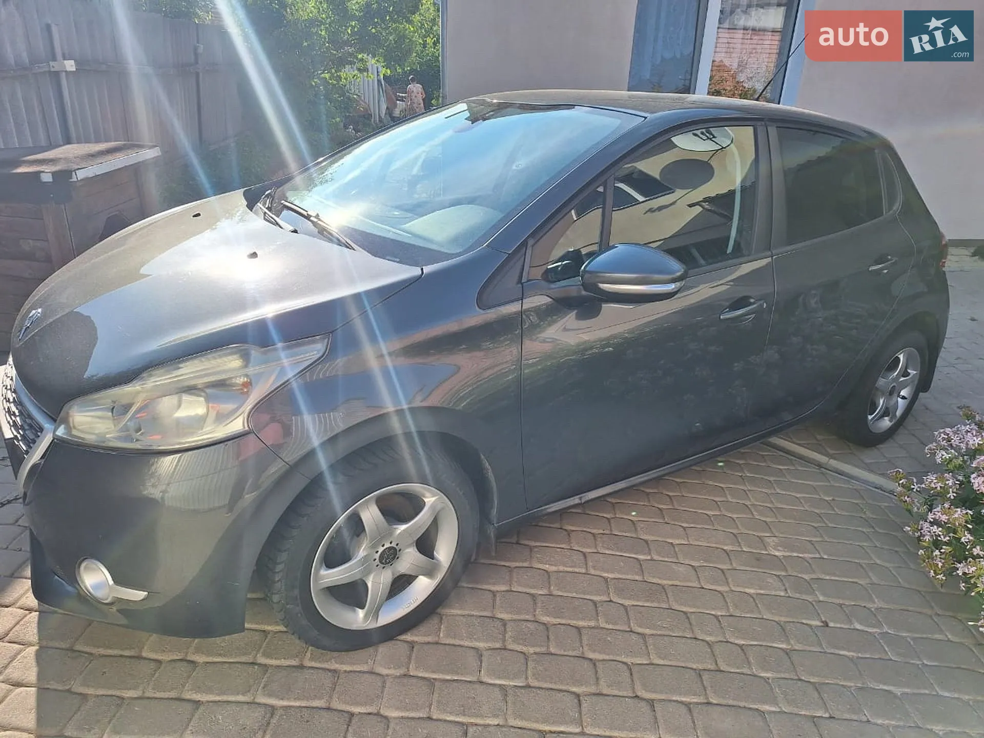 2012 Peugeot 208 - мініатюра 3