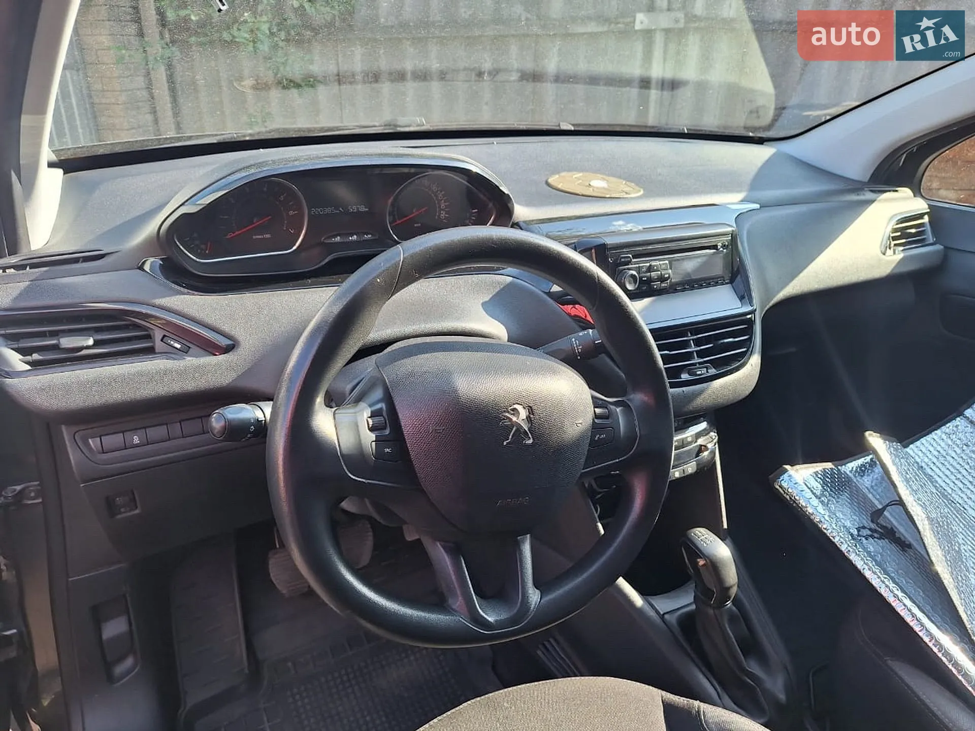 2012 Peugeot 208 - мініатюра 12