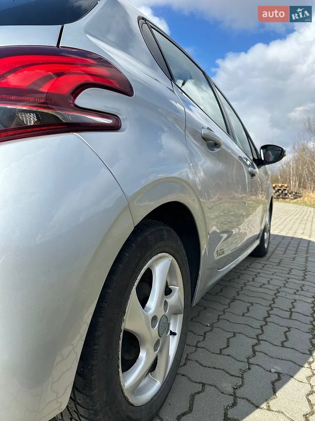 2015 Peugeot 208 - мініатюра 28