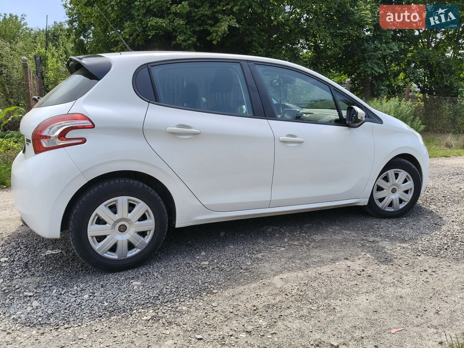 2012 Peugeot 208 - мініатюра 13
