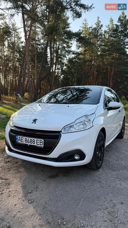 2015 Peugeot 208 - мініатюра 16
