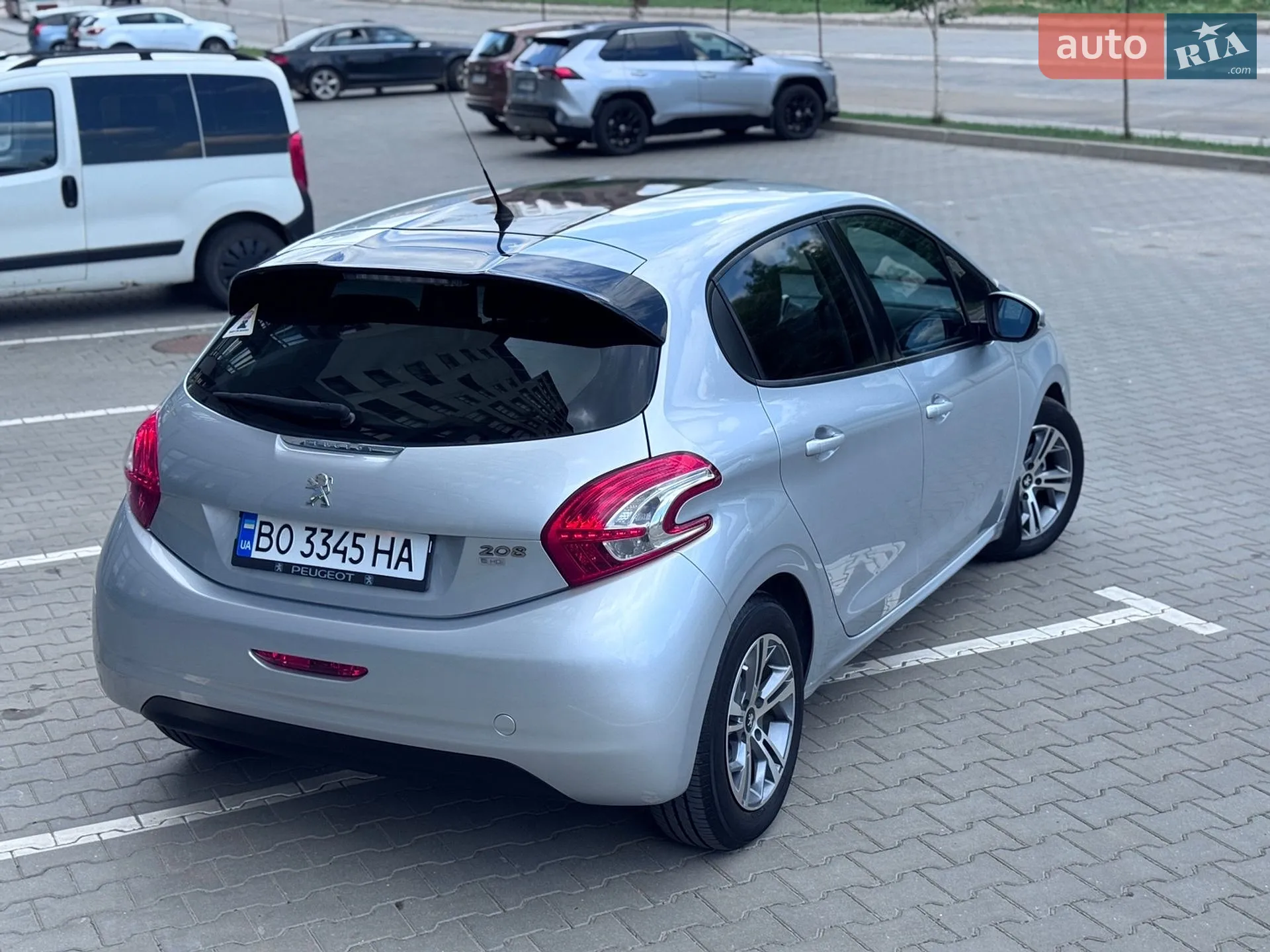 2012 Peugeot 208 - мініатюра 17
