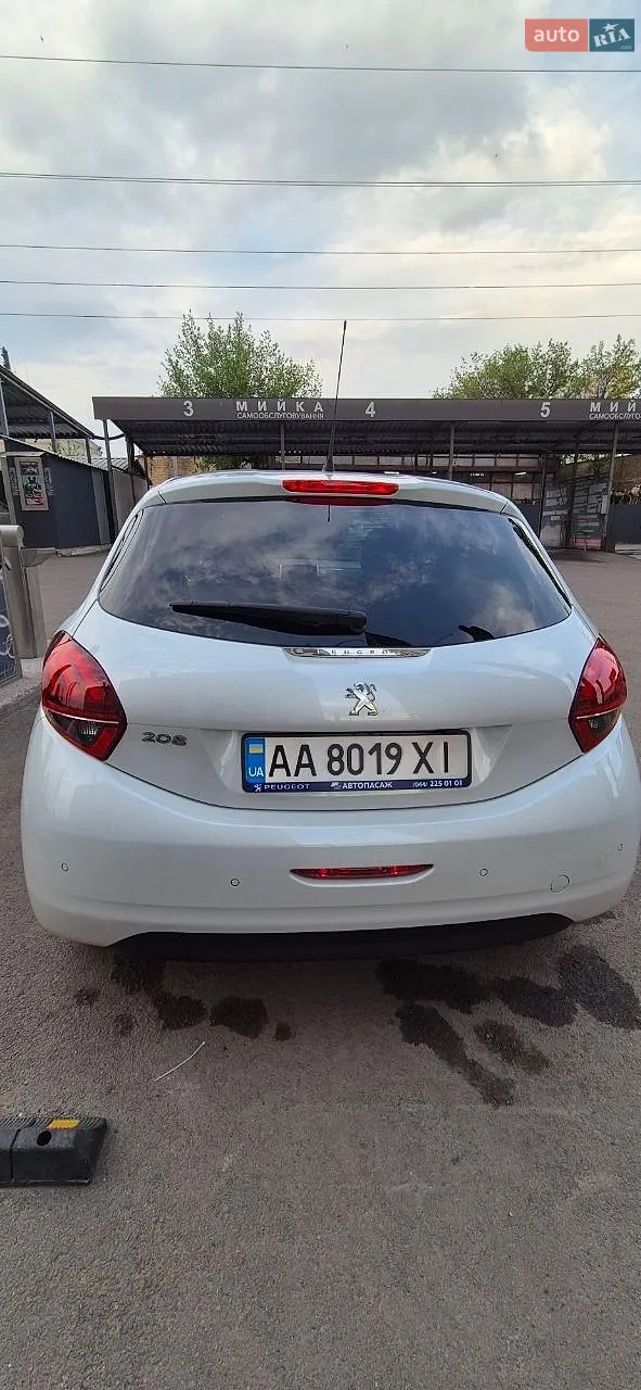 2018 Peugeot 208 - мініатюра 8