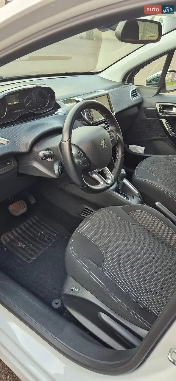 2018 Peugeot 208 - мініатюра 9