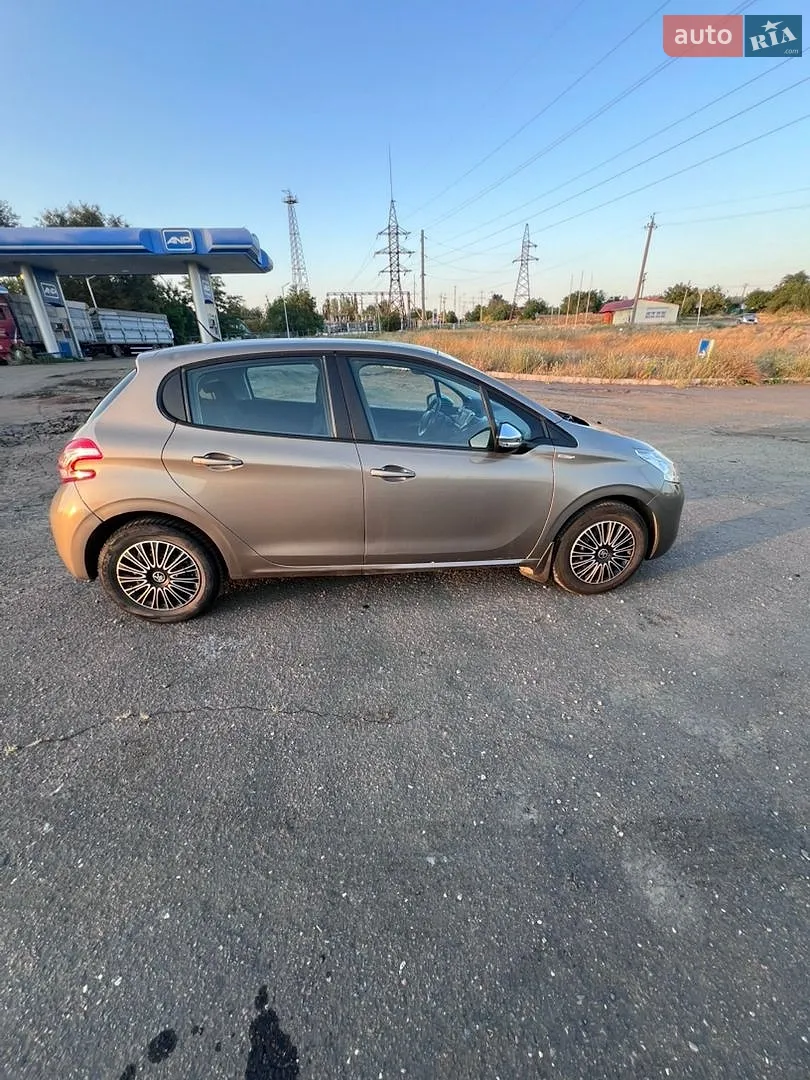 2013 Peugeot 208 - мініатюра 4