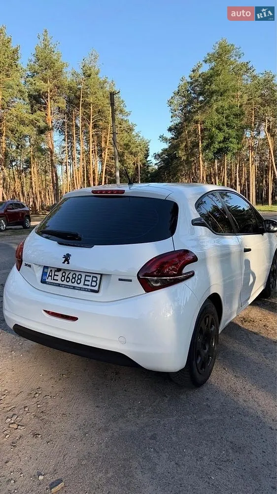 2016 Peugeot 208 - мініатюра 8