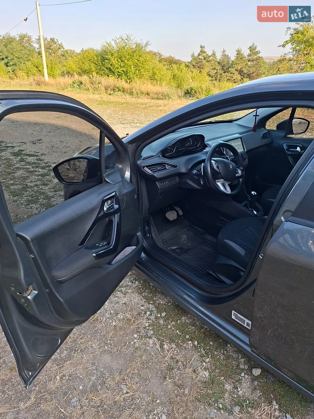 2012 Peugeot 208 - мініатюра 12