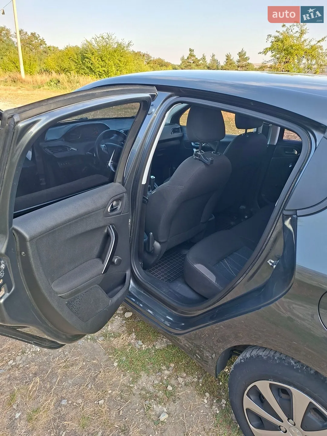 2012 Peugeot 208 - мініатюра 19