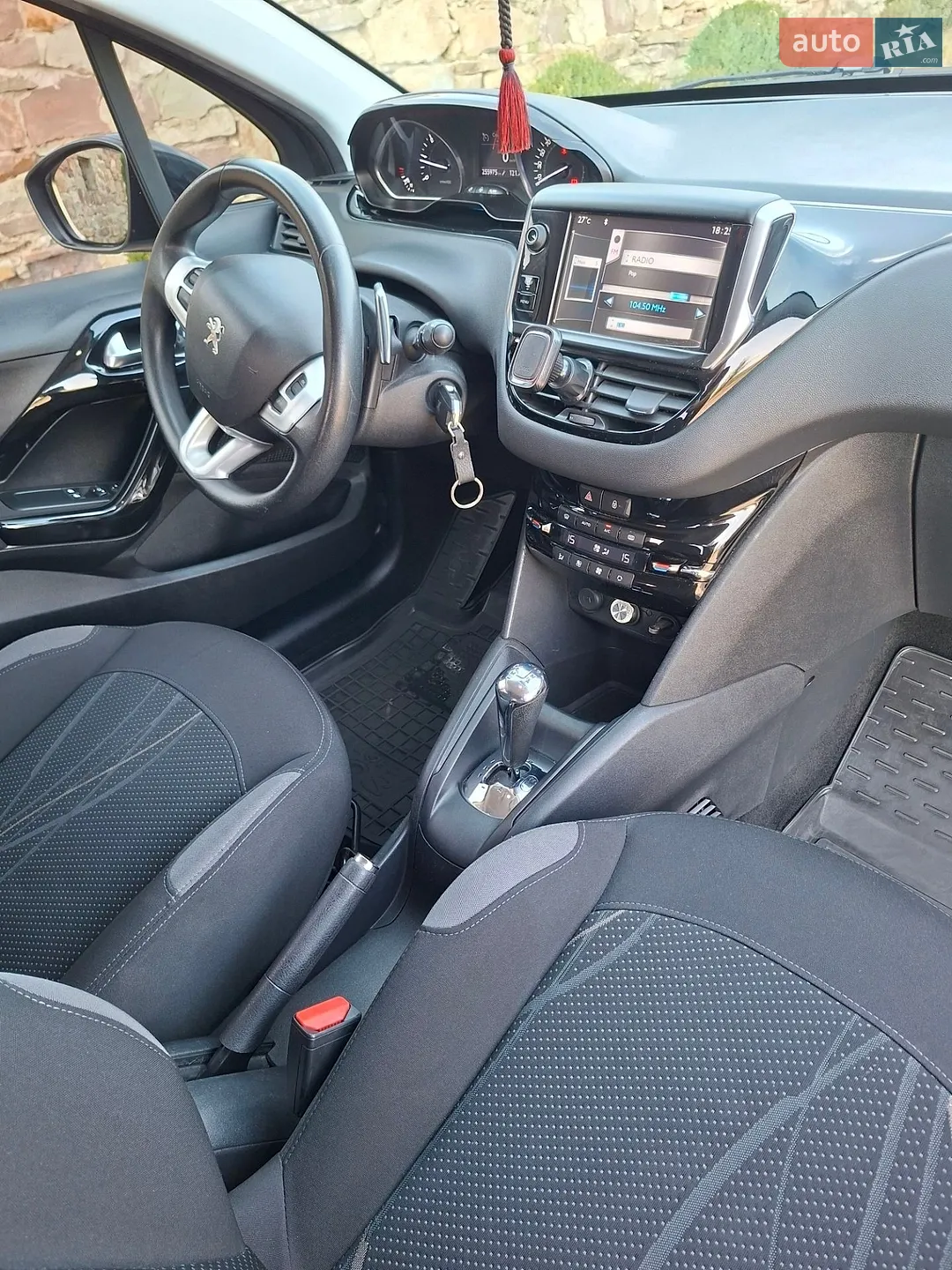2012 Peugeot 208 - мініатюра 22