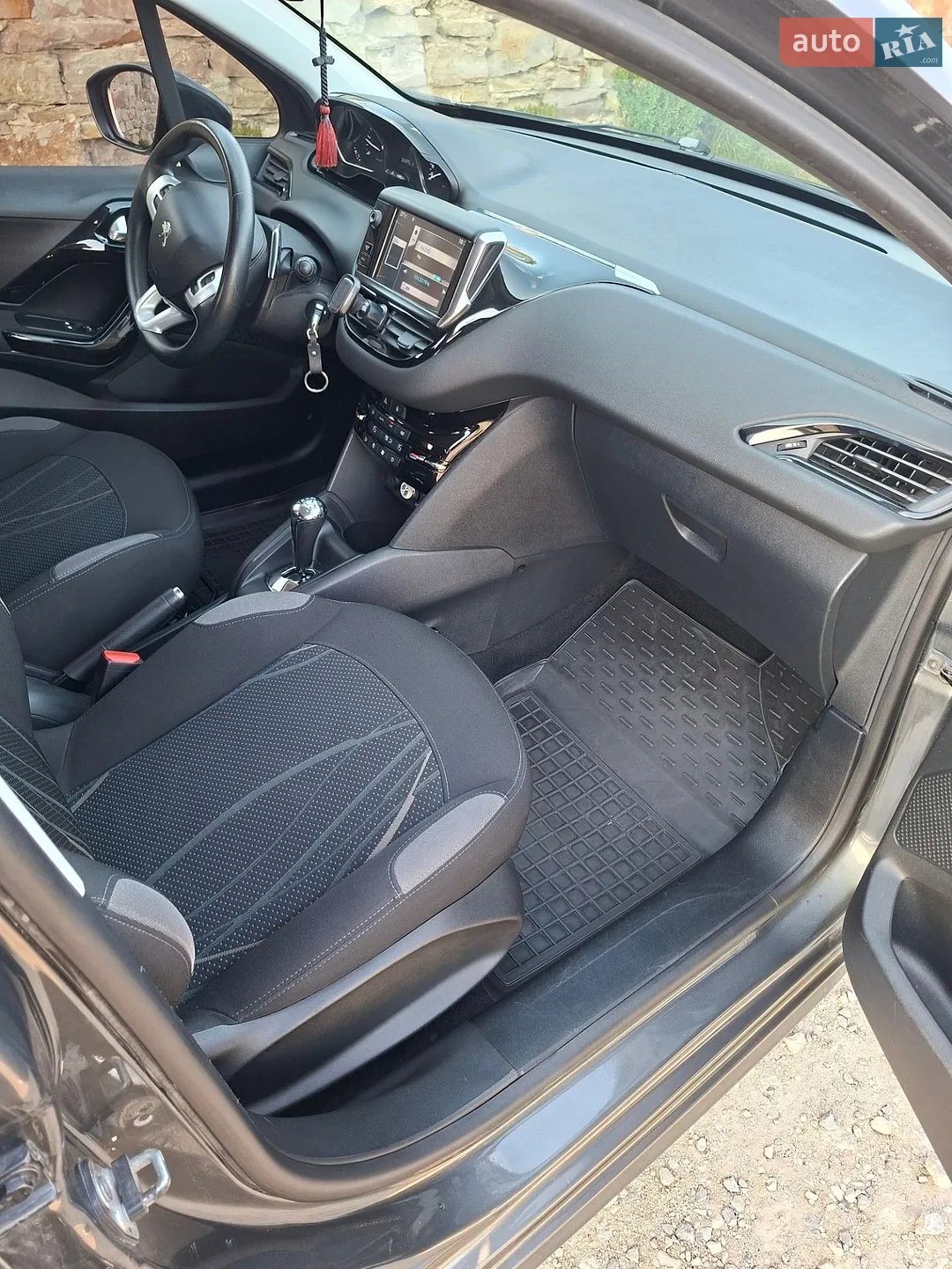 2012 Peugeot 208 - мініатюра 23