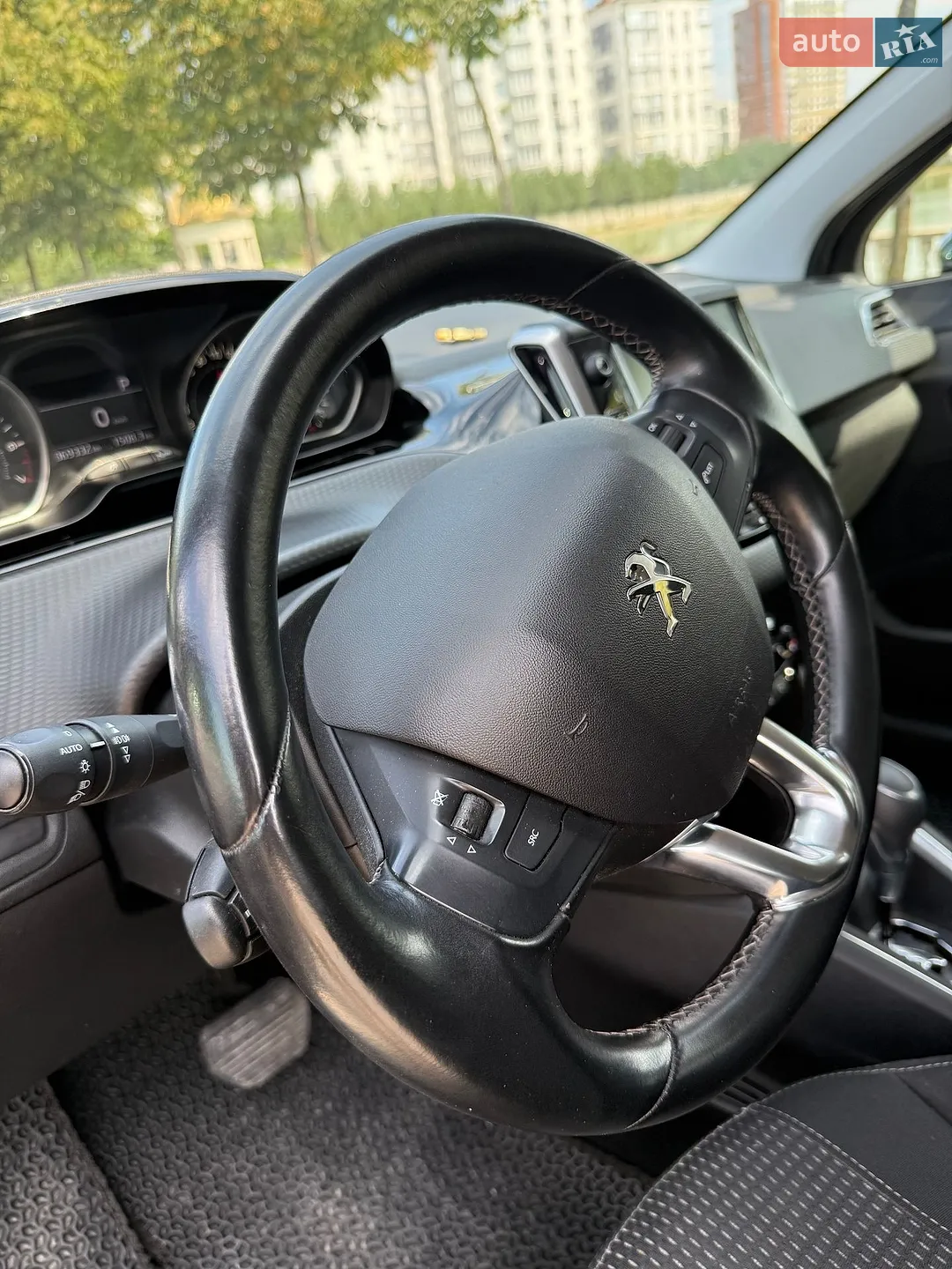 2019 Peugeot 208 - мініатюра 11