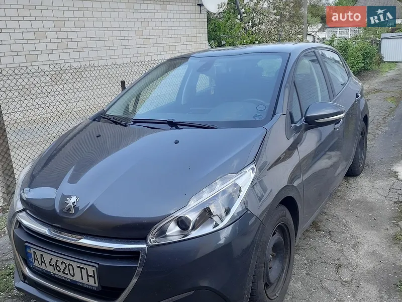 Peugeot 208