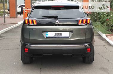 Позашляховик / Кросовер Peugeot 3008 2018 в Черкасах