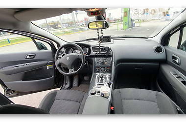 Внедорожник / Кроссовер Peugeot 3008 2012 в Киеве