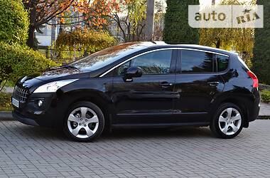 Позашляховик / Кросовер Peugeot 3008 2011 в Тернополі