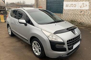 Универсал Peugeot 3008 2011 в Николаеве