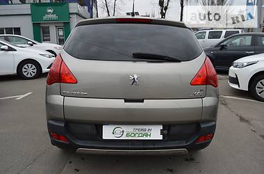 Универсал Peugeot 3008 2012 в Киеве