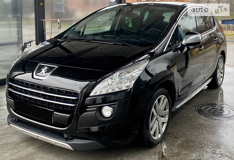 Універсал Peugeot 3008 2012 в Кременчуці
