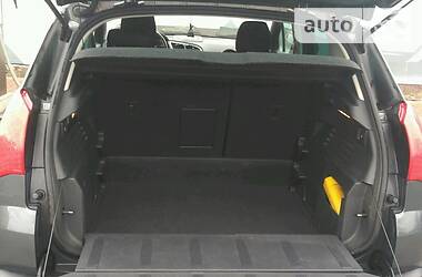 Універсал Peugeot 3008 2010 в 
