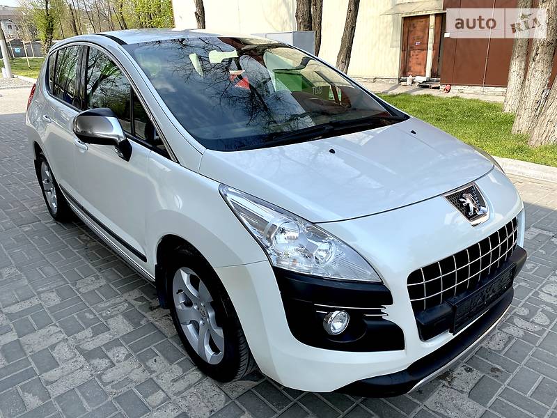 Внедорожник / Кроссовер Peugeot 3008 2010 в Днепре