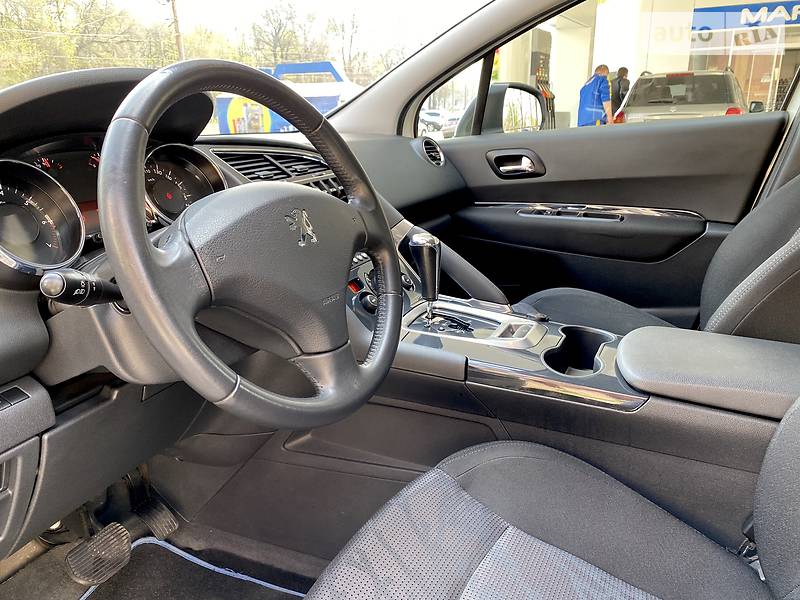 Внедорожник / Кроссовер Peugeot 3008 2010 в Днепре