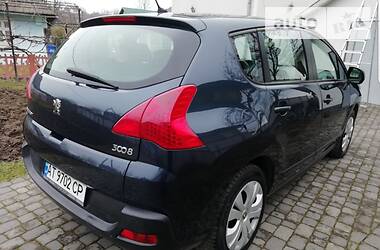 Позашляховик / Кросовер Peugeot 3008 2011 в 