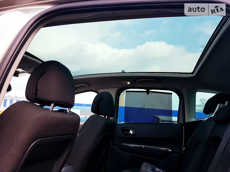 Позашляховик / Кросовер Peugeot 3008 2010 в Львові