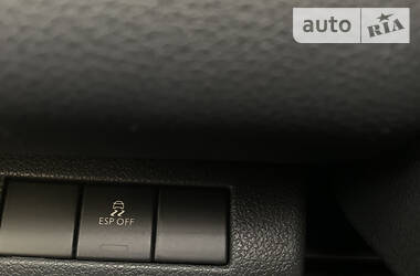 Позашляховик / Кросовер Peugeot 3008 2010 в 