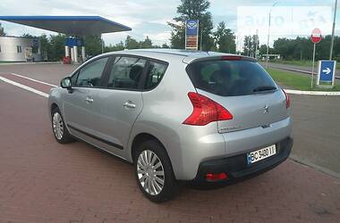 Мінівен Peugeot 3008 2009 в 