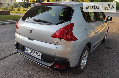 Внедорожник / Кроссовер Peugeot 3008 2011 в Курахово