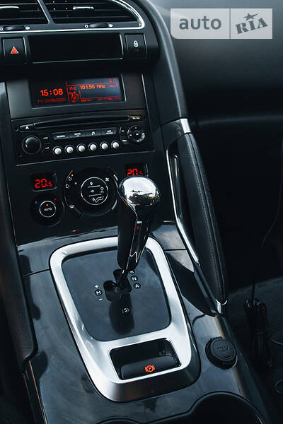 Внедорожник / Кроссовер Peugeot 3008 2011 в Новой Каховке