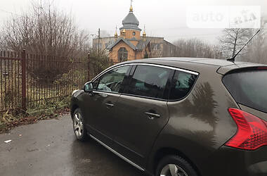 Внедорожник / Кроссовер Peugeot 3008 2010 в Жовкве