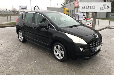 Универсал Peugeot 3008 2010 в Луцке