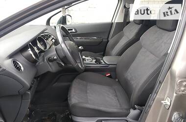 Внедорожник / Кроссовер Peugeot 3008 2010 в Бучаче