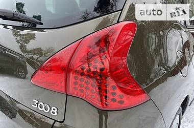 Седан Peugeot 3008 2010 в Киеве