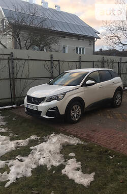 Внедорожник / Кроссовер Peugeot 3008 2017 в 
